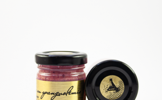 medus-su-spanguolemis.jpg