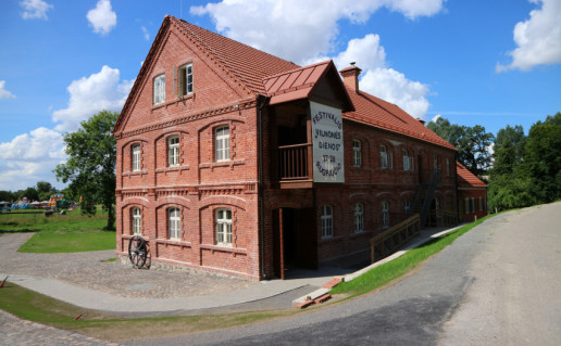 raubonys111.jpg